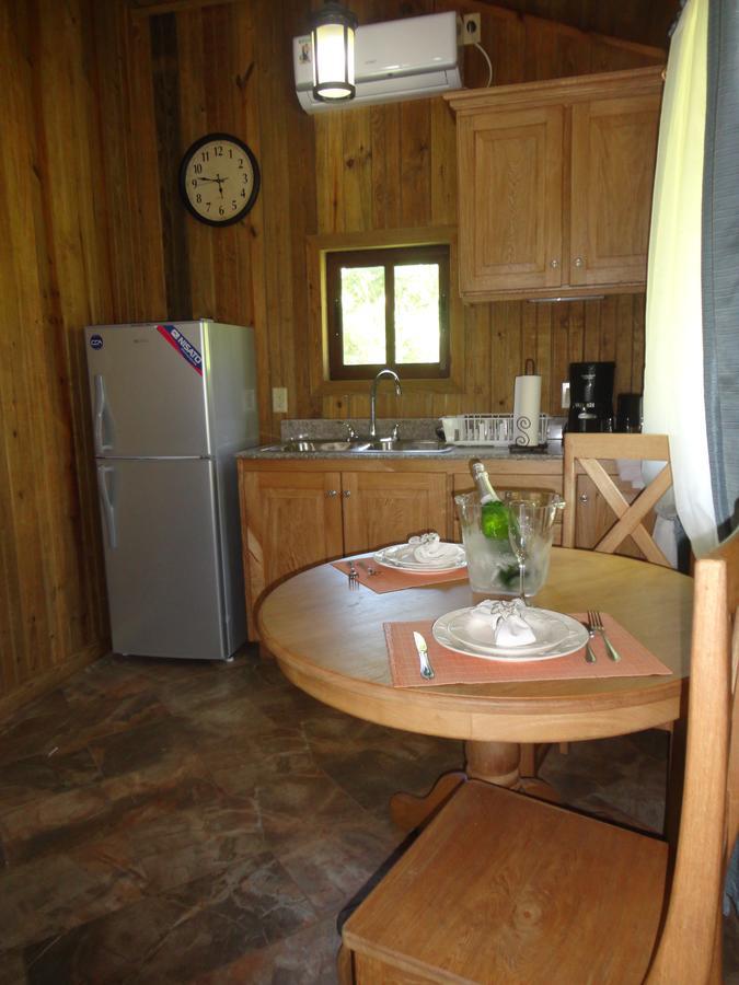 J And H Garden Cabinas Бокас-дель-Торо Экстерьер фото